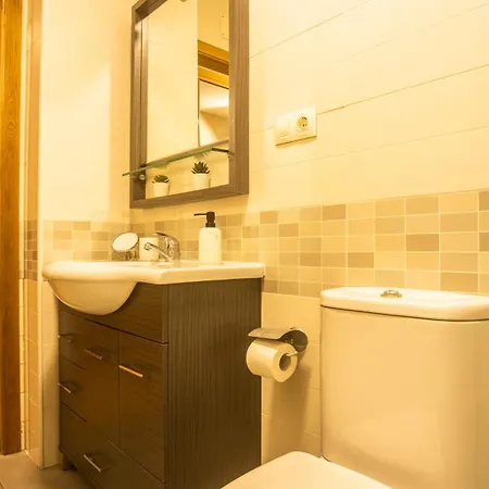 Nuevo Al Lado De La Playa En * A Guarda