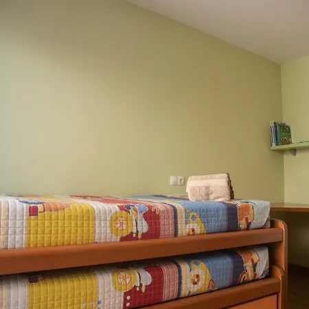 Nuevo Al Lado De La Playa En * A Guarda