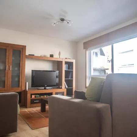 Nuevo Al Lado De La Playa En *